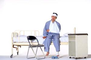 インプラントによる磁性アタッチメント