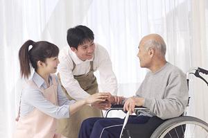 松山市で目立たない歯並び矯正をしよう