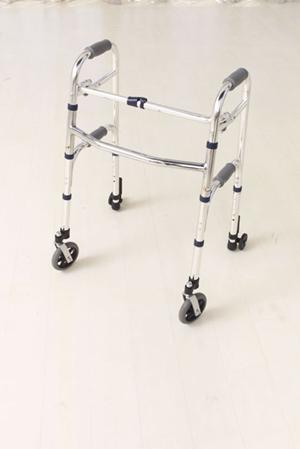 福岡で良心的な費用のインプラント